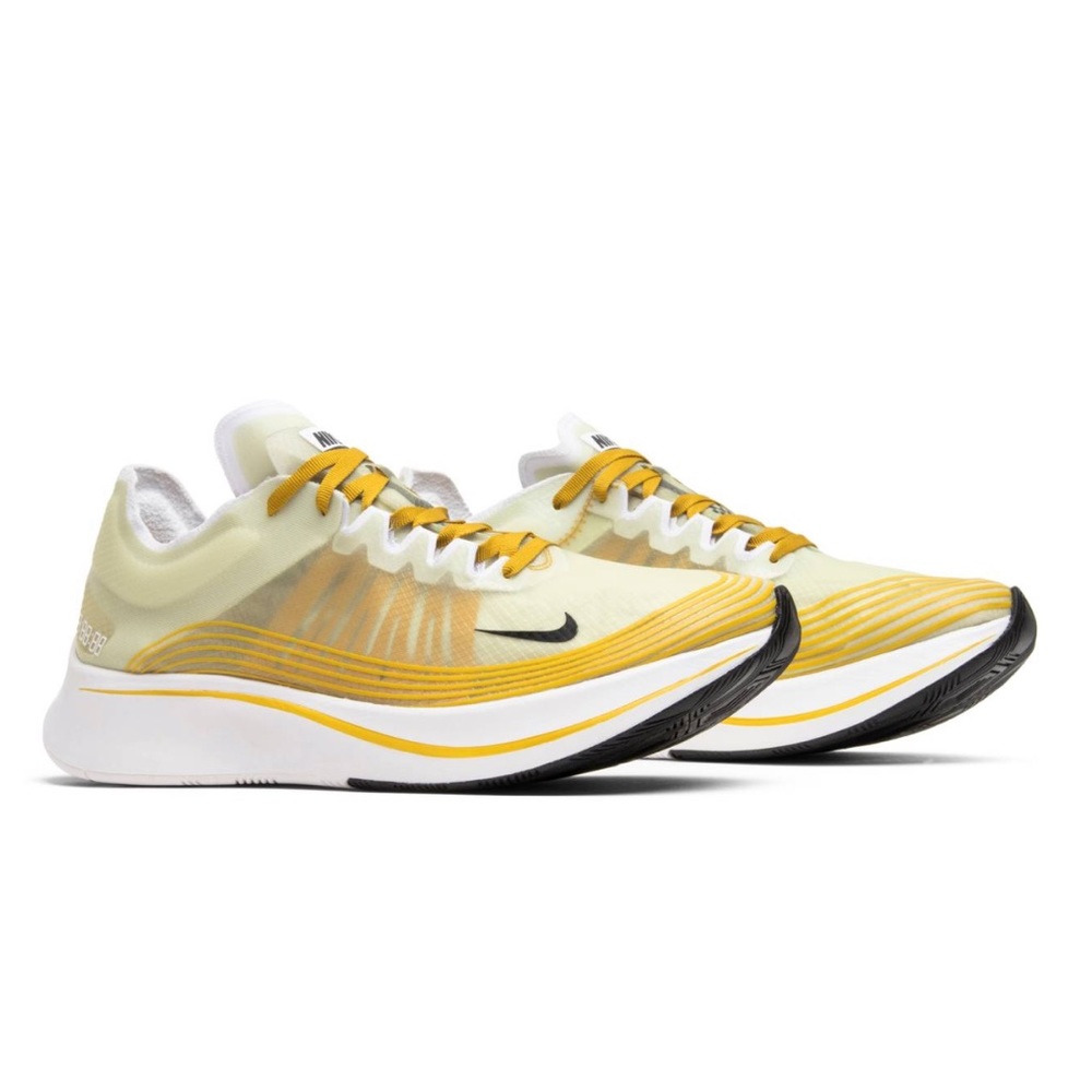 Nike Zoom Fly SP in Dark Citron